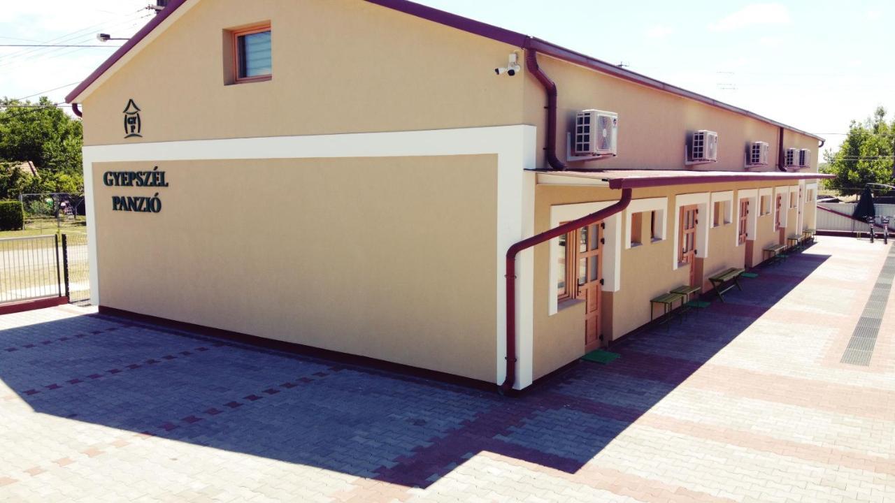 Gyepszel Panzio Tokaj Bed & Breakfast Exterior photo